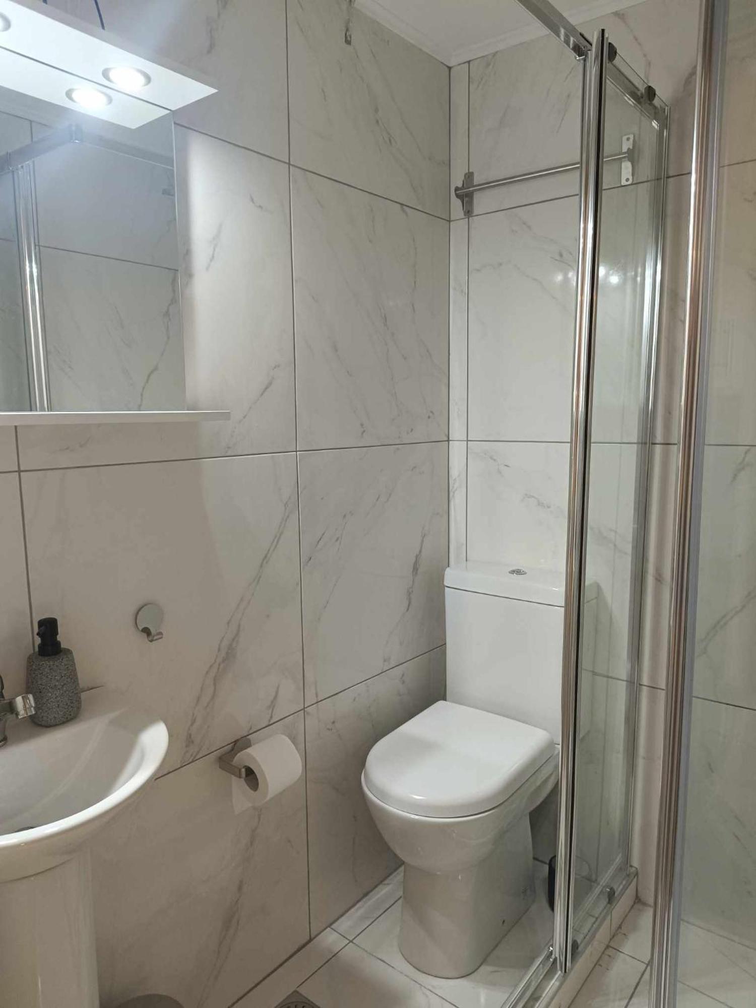 Cozy One Bedroom In Ampelokipi Apartment *